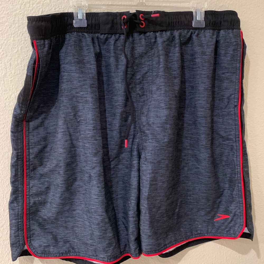 Men’s board shorts.